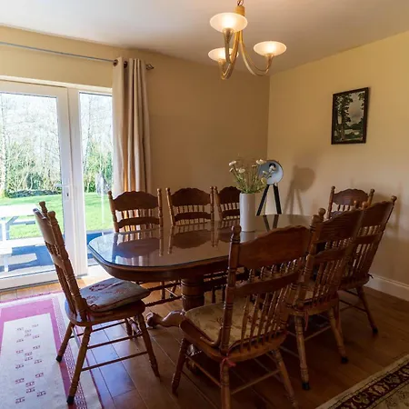 Vakantiehuis The Marshes - Large Home, Short Drive To Kells (Kerry)