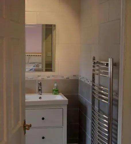 The Marshes - Large Home, Short Drive To *