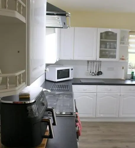 The Marshes - Large Home, Short Drive To * Kells (Kerry)