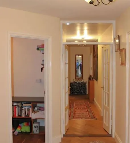 The Marshes - Large Home, Short Drive To *