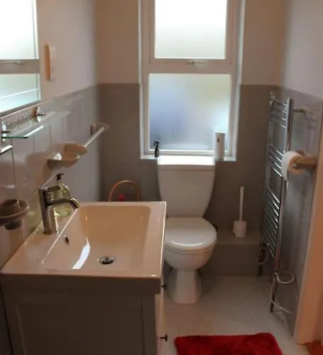 The Marshes - Large Home, Short Drive To Feriehus Kells (Kerry)